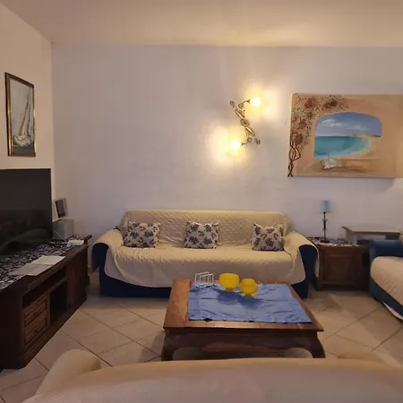 شقة Giardini Di Fraicu أرتْساكينا